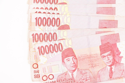 Detail 100 Ribu Rupiah Png Nomer 43