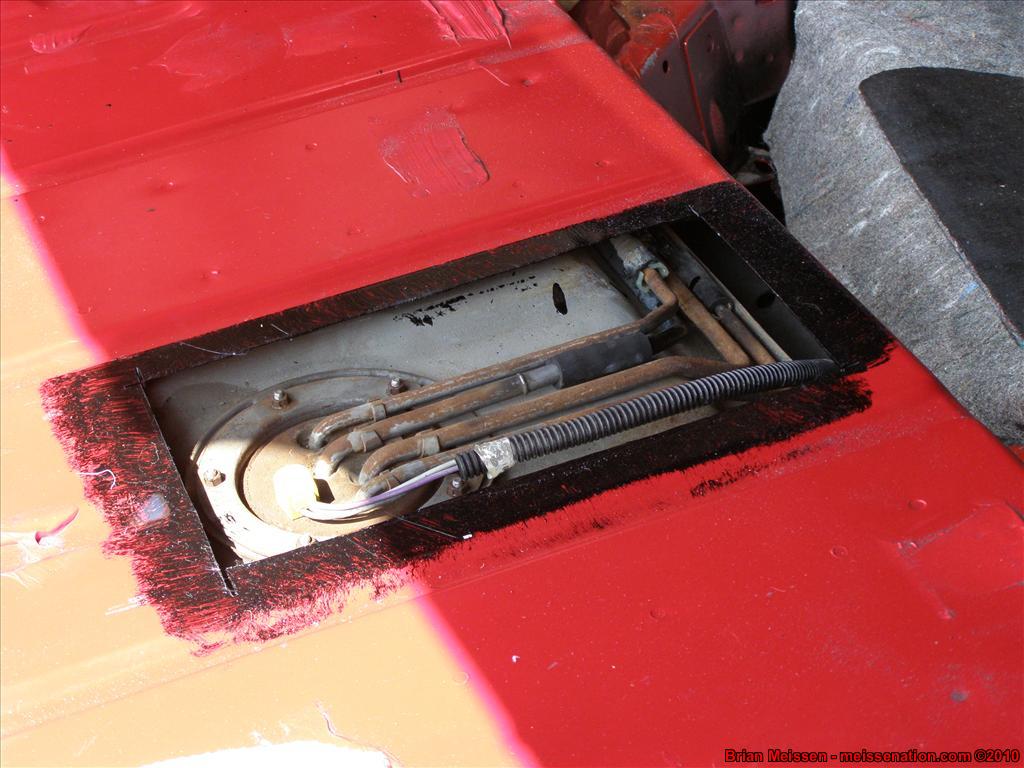 Detail 1995 Camaro Fuel Pump Trap Door Nomer 29