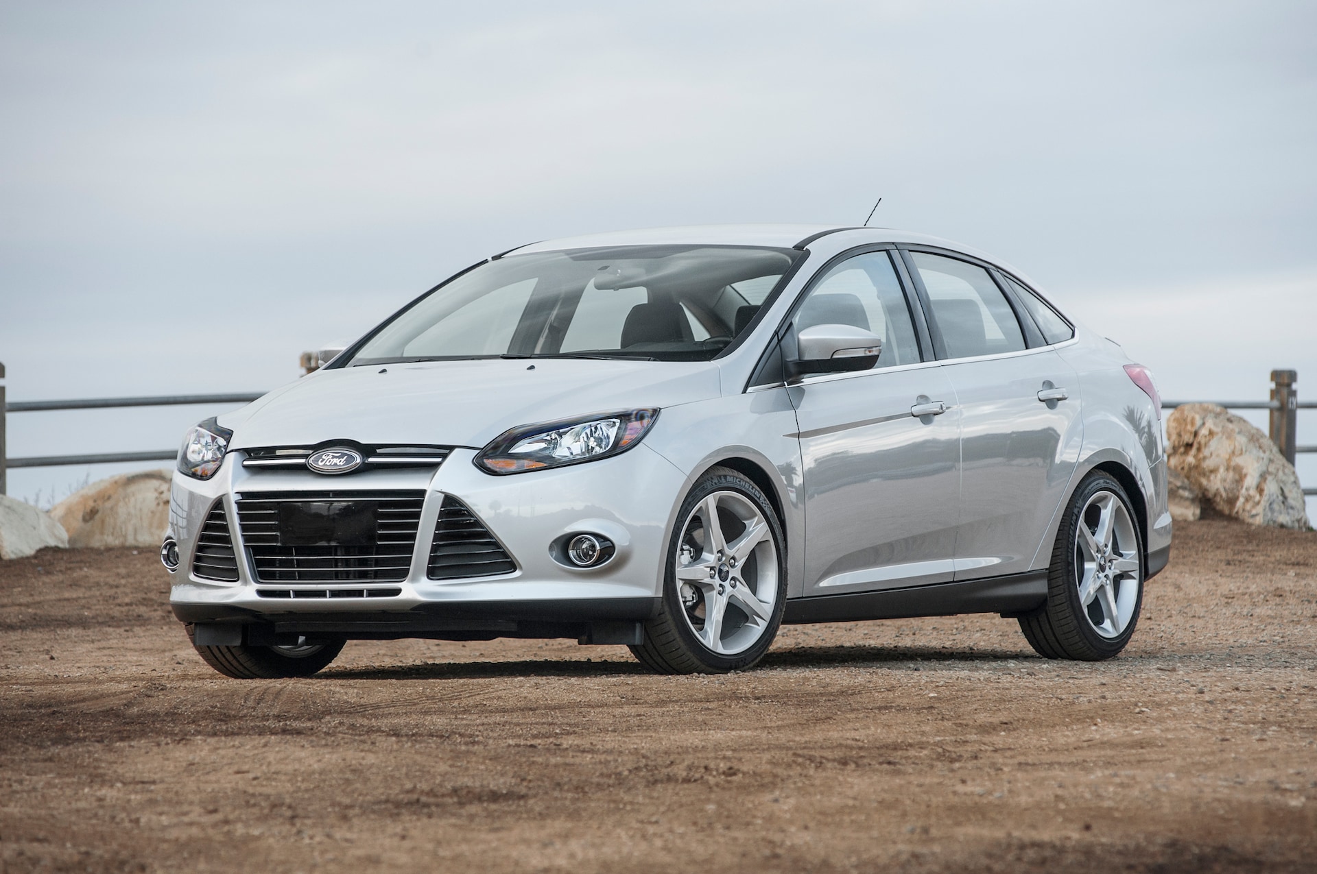 Detail 2014 Ford Focus Sedan Nomer 20