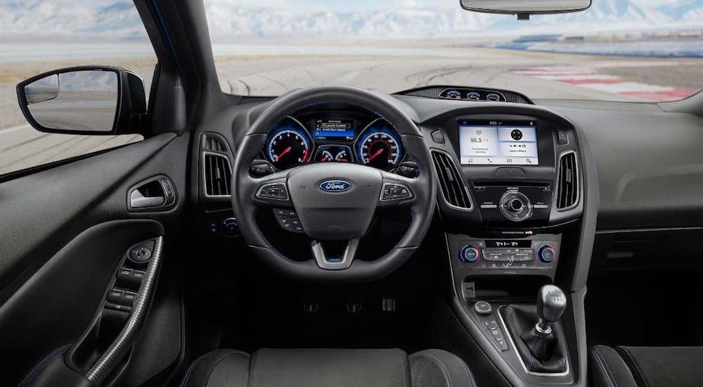 Detail 2018 Ford Focus Hatchback Nomer 13