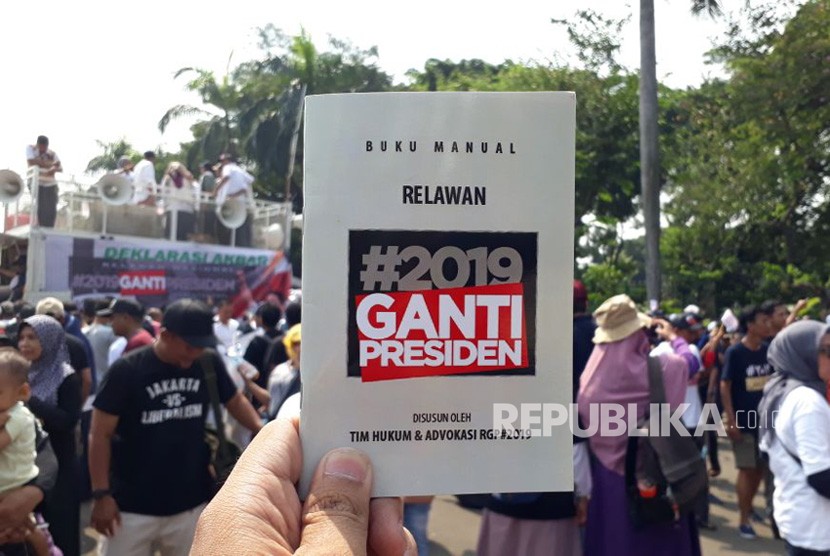 Detail 2019 Ganti Presiden Meme Nomer 4