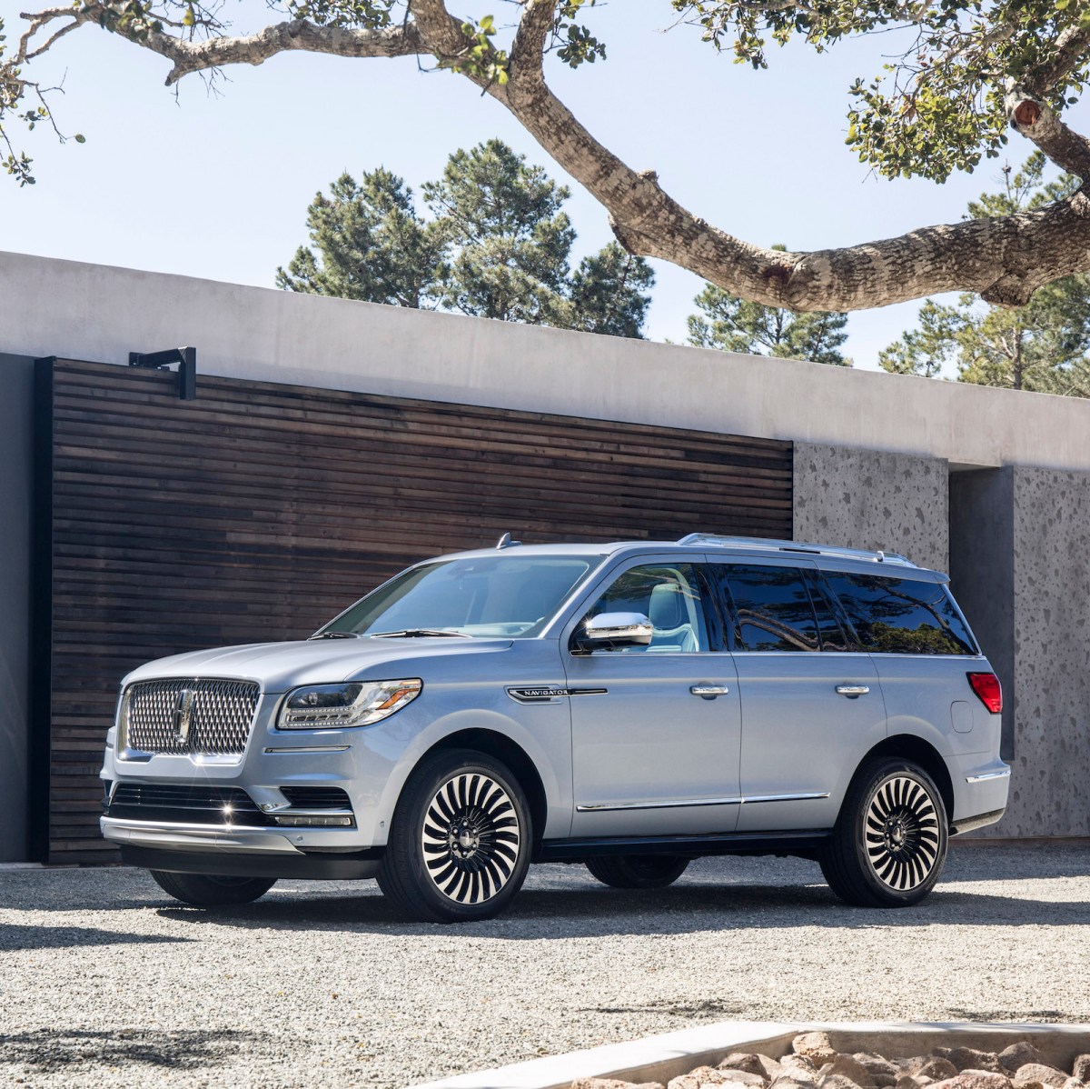 Detail 2020 Lincoln Navigator With Gullwing Doors Price Nomer 54