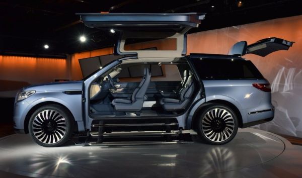 Detail 2020 Lincoln Navigator With Gullwing Doors Price Nomer 7