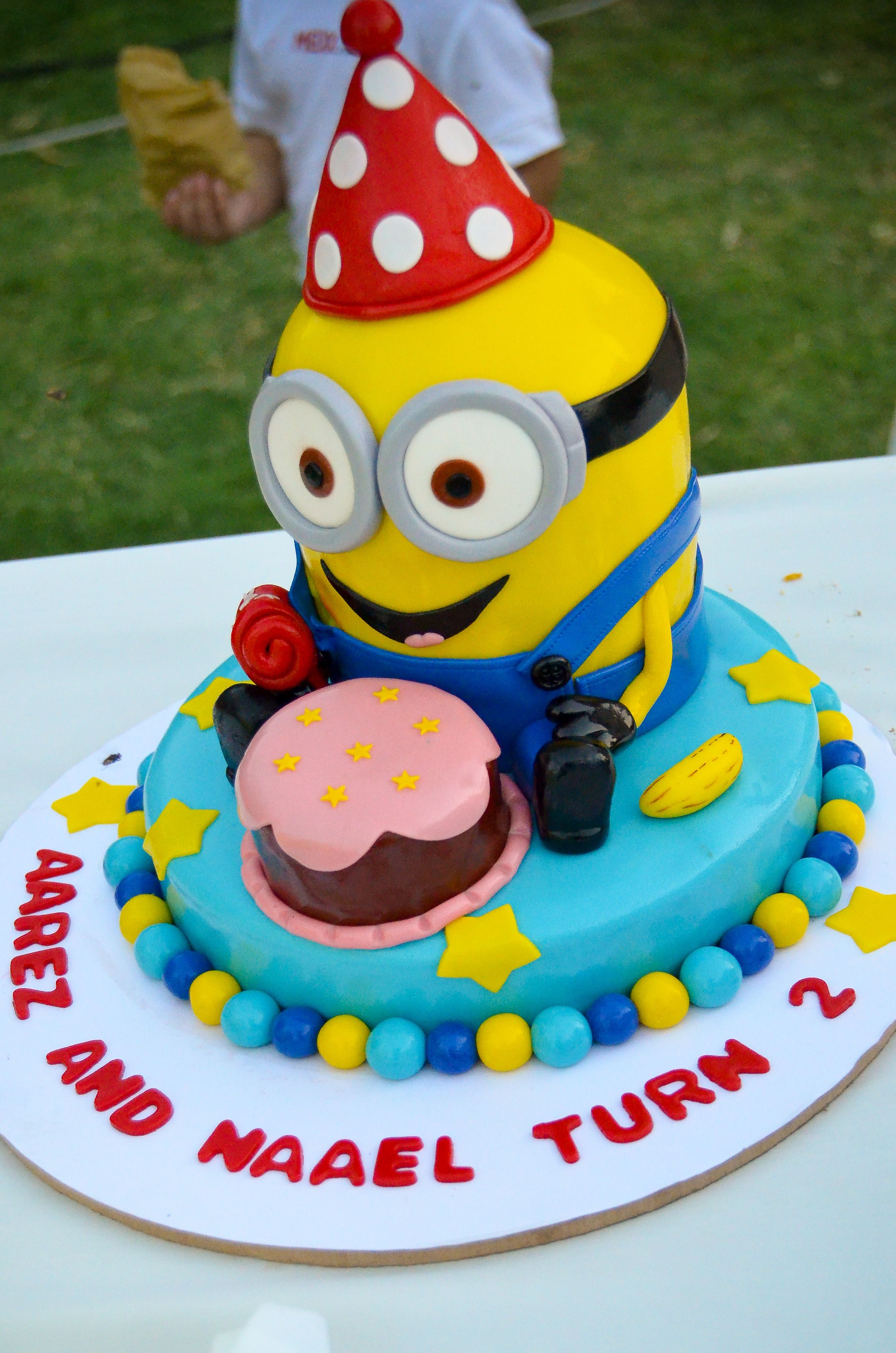 2nd Birthday Minions Cake - KibrisPDR