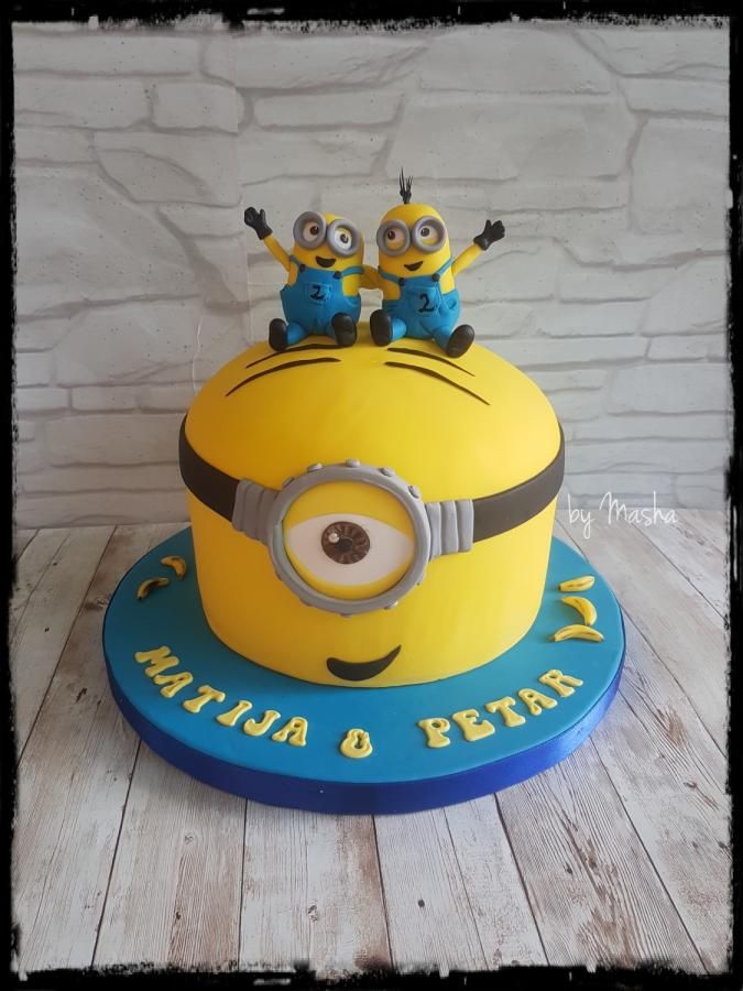 Detail 2nd Birthday Minions Cake Nomer 8