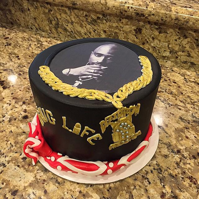 Download 2pac Birthday Cake Nomer 36