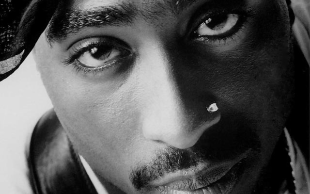 Detail 2pac Nose Pierced Nomer 49