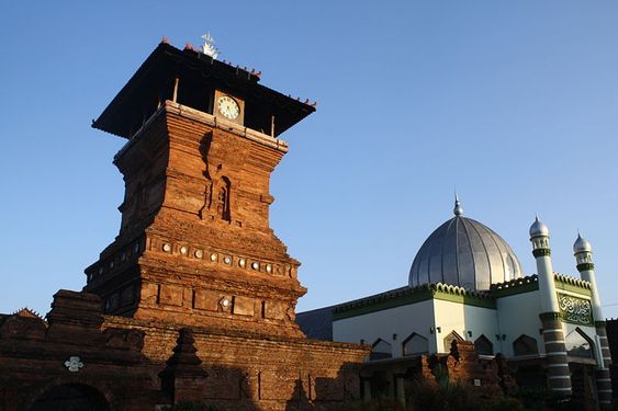 Detail 6 Tempat Ibadah Di Indonesia Dan Gambar Nomer 8