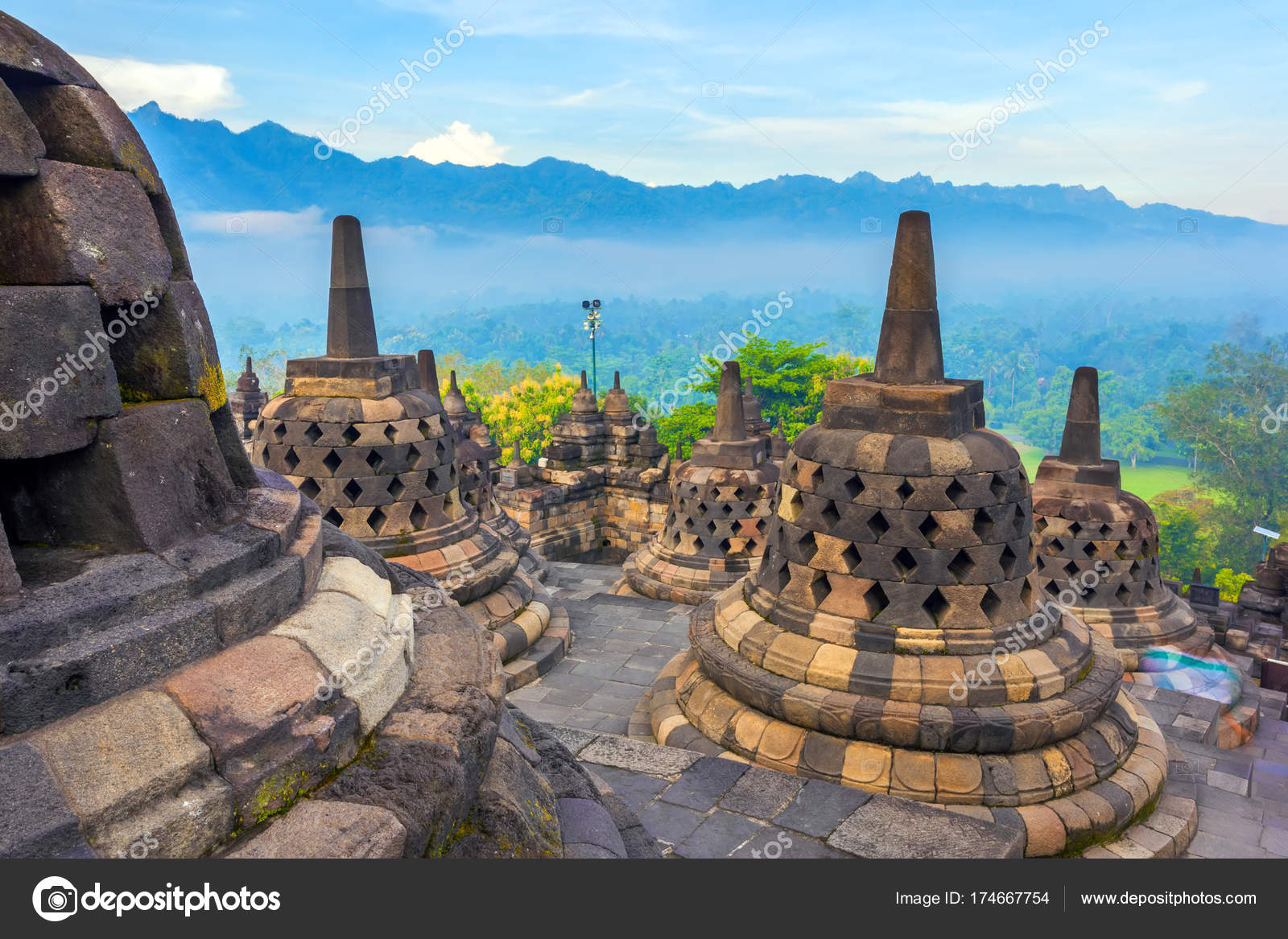 Detail Background Candi Borobudur Nomer 14