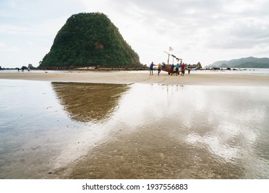 Detail Background Di Pantai Nomer 50