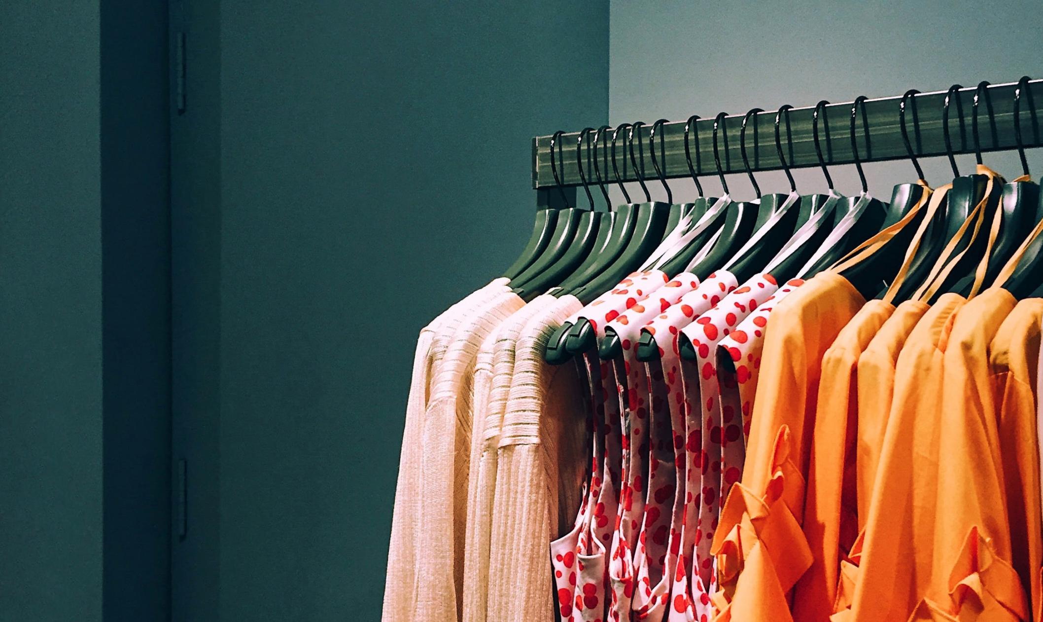 Detail Background Display Baju Nomer 43