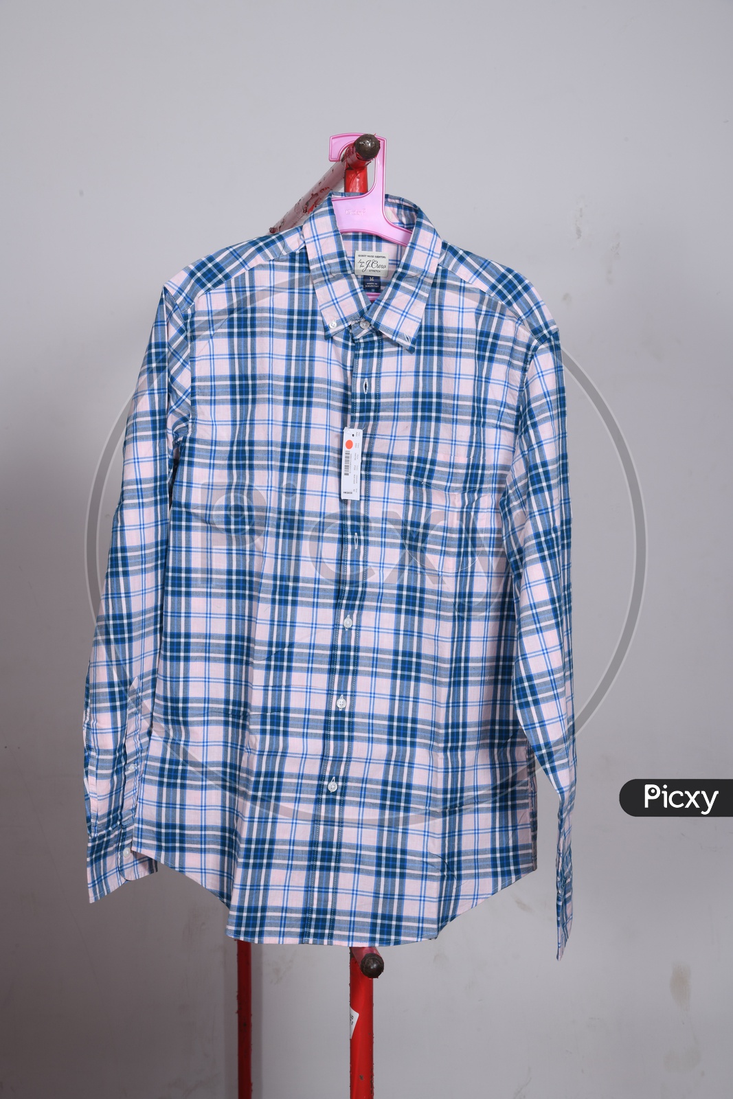 Detail Background Display Baju Nomer 45