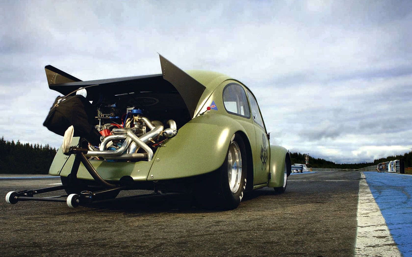 Detail Background Drag Race Nomer 38