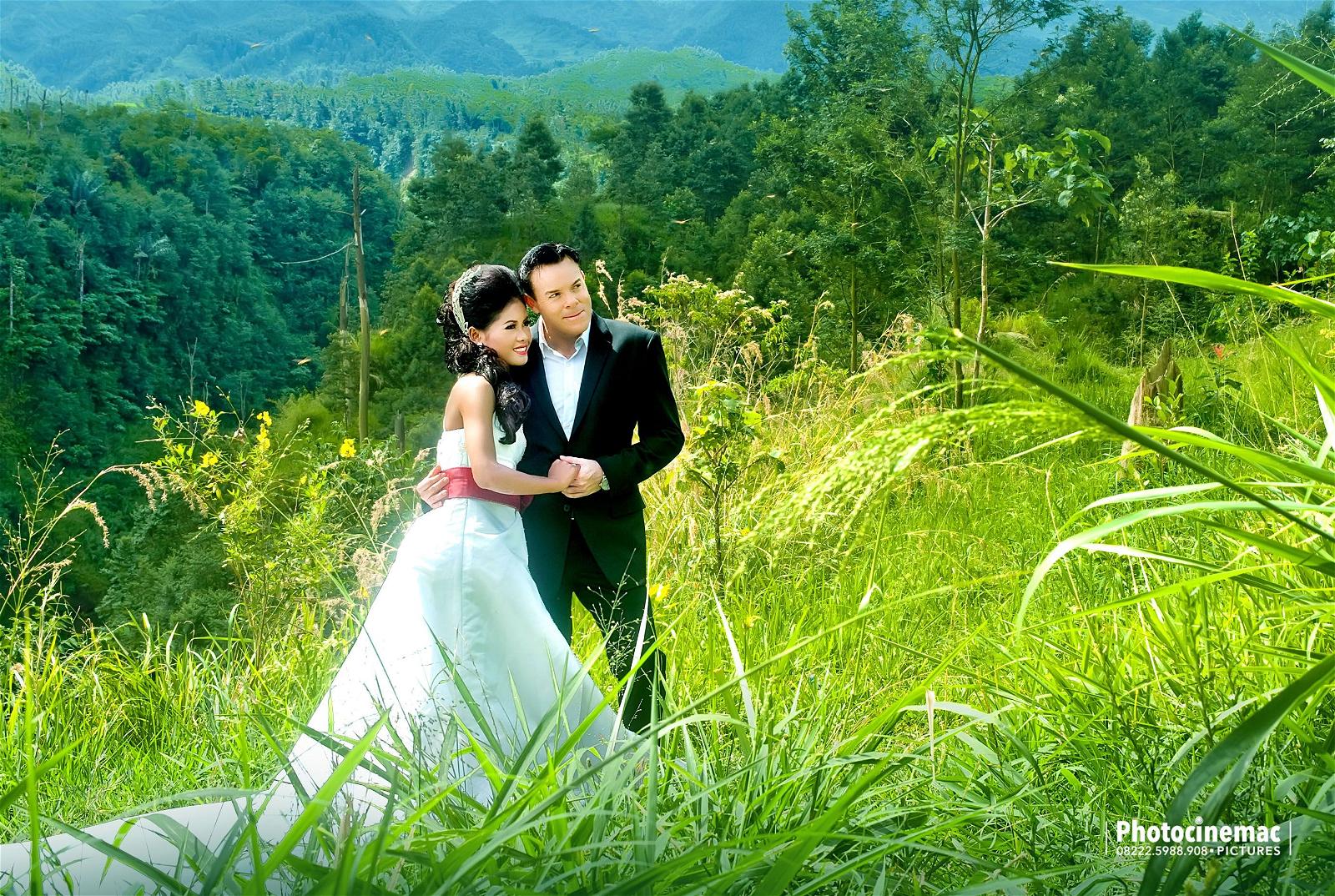 Detail Background Foto Prewedding Outdoor Nomer 38