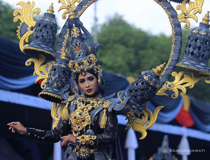 Detail Baju Kreatif Untuk Karnaval Nomer 45