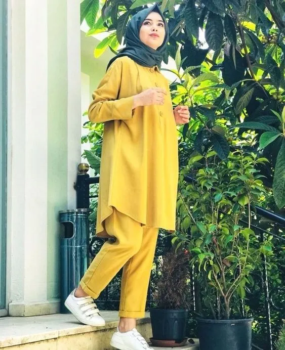 Detail Baju Warna Kuning Jilbab Warna Apa Nomer 10