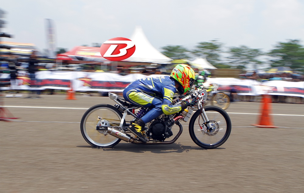 Detail Balapan Drag Racing Nomer 27