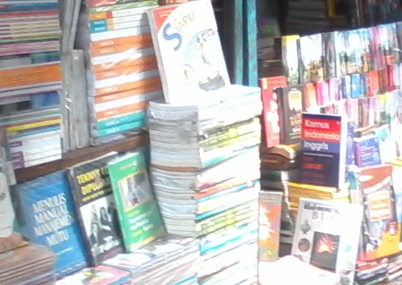 Detail Beli Buku Di Pasar Senen Nomer 11