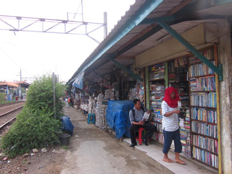 Detail Beli Buku Di Pasar Senen Nomer 30