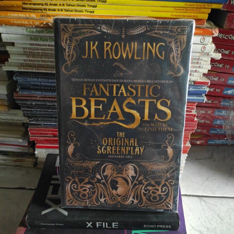 Detail Beli Buku Fantastic Beasts And Where To Find Them Nomer 19