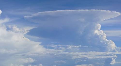 Detail Bentuk Awan Cumulonimbus Nomer 33