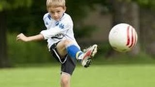 Detail Bermain Bola Di Lapangan Nomer 14