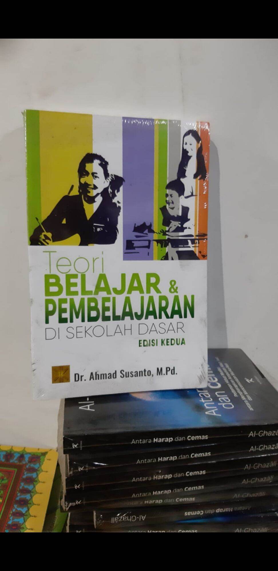 Detail Buku Ahmad Susanto Nomer 51