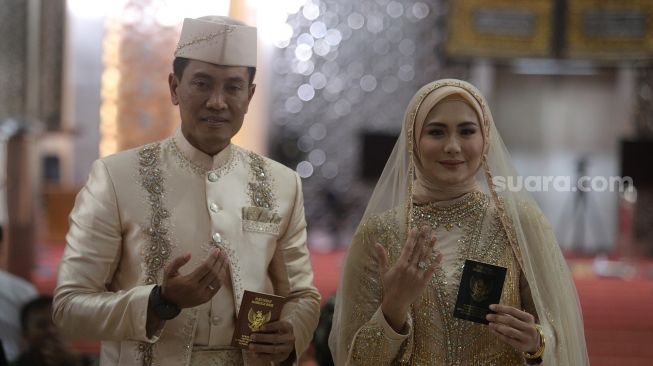 Detail Buku Akad Nikah Nomer 43