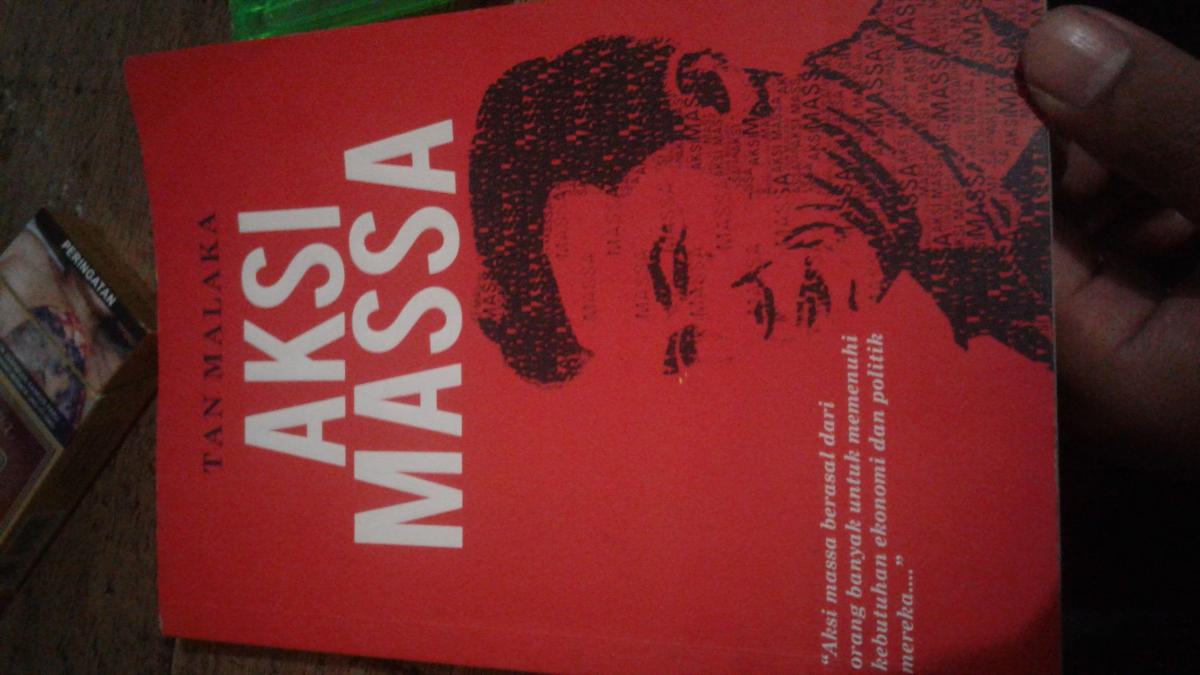 Detail Buku Aksi Massa Nomer 39