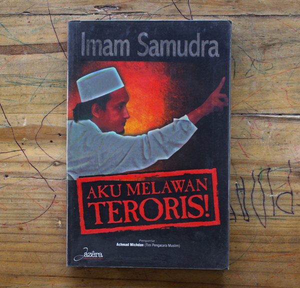 Detail Buku Aku Melawan Teroris Nomer 4