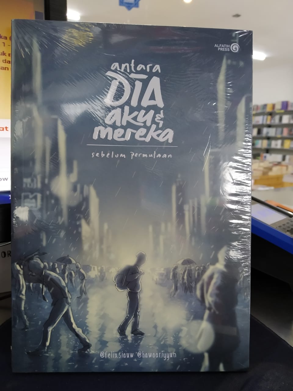 Detail Buku Antara Dia Aku Dan Mereka Nomer 31