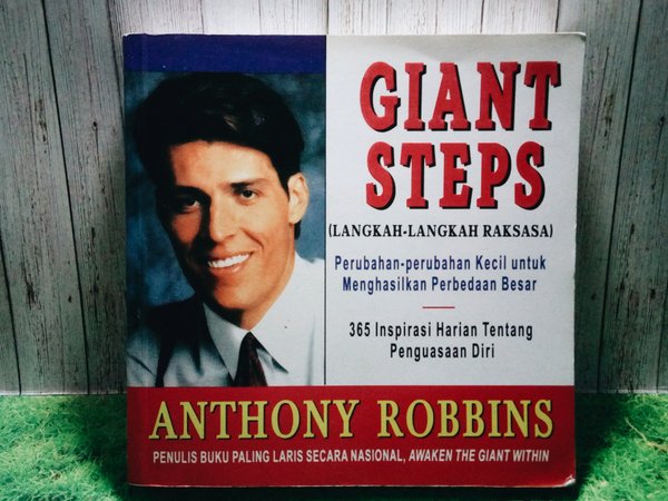 Detail Buku Anthony Robbins Versi Indonesia Nomer 35