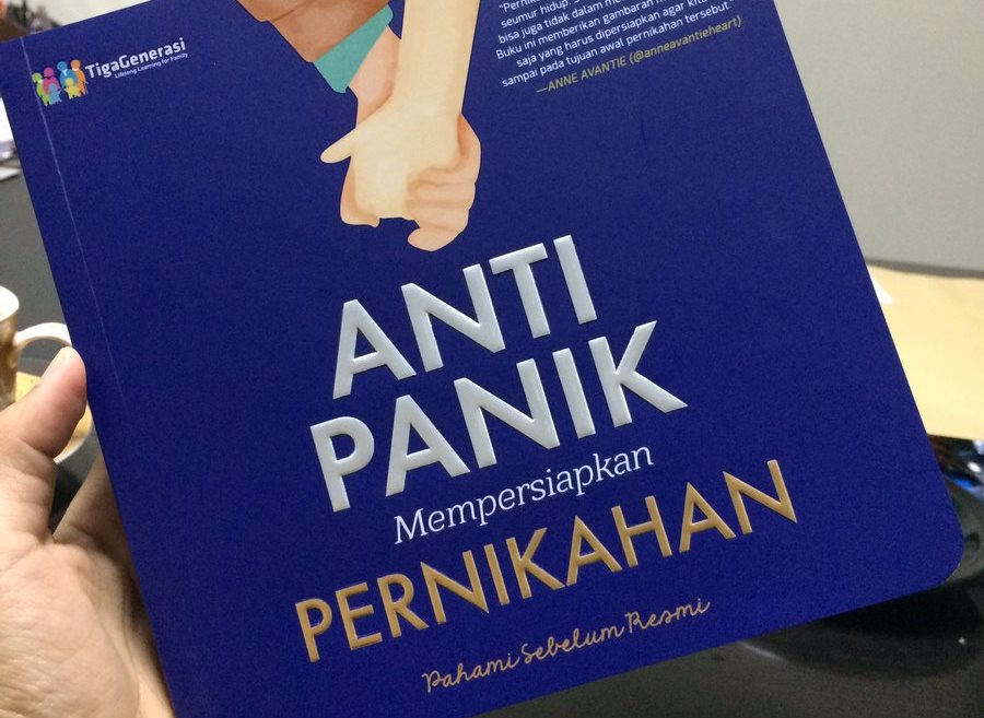 Detail Buku Anti Panik Mempersiapkan Pernikahan Nomer 11