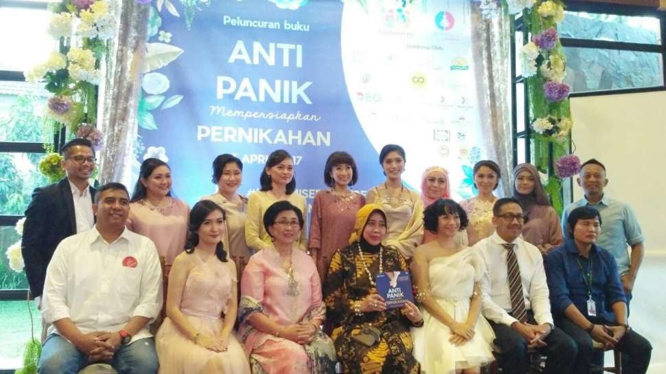 Detail Buku Anti Panik Mempersiapkan Pernikahan Nomer 14