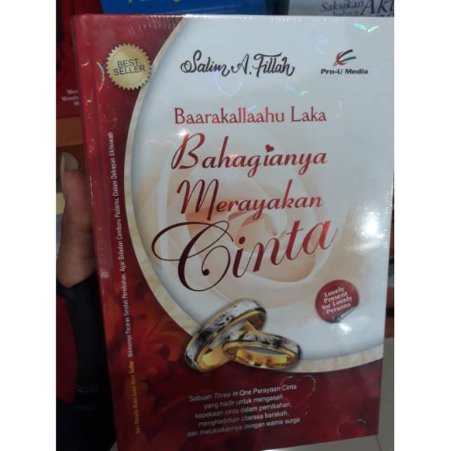 Detail Buku Bahagianya Merayakan Cinta Nomer 39