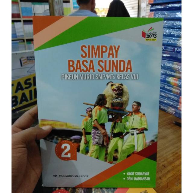 Detail Buku Bahasa Sunda Kelas 8 Kurikulum 2013 Revisi 2017 Nomer 44