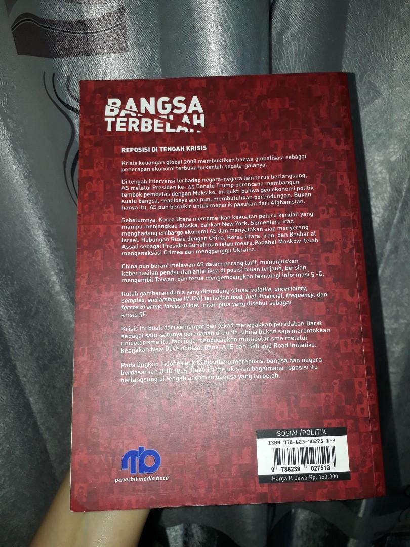 Detail Buku Bangsa Terbelah Nomer 20