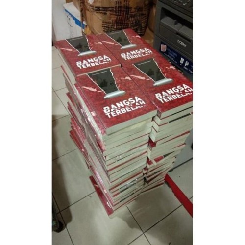 Detail Buku Bangsa Terbelah Nomer 46