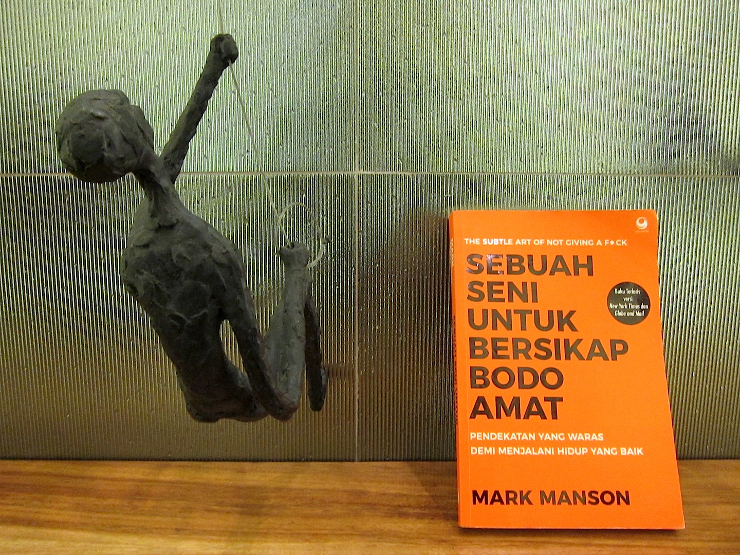 Detail Buku Belajar Bodo Amat Nomer 33