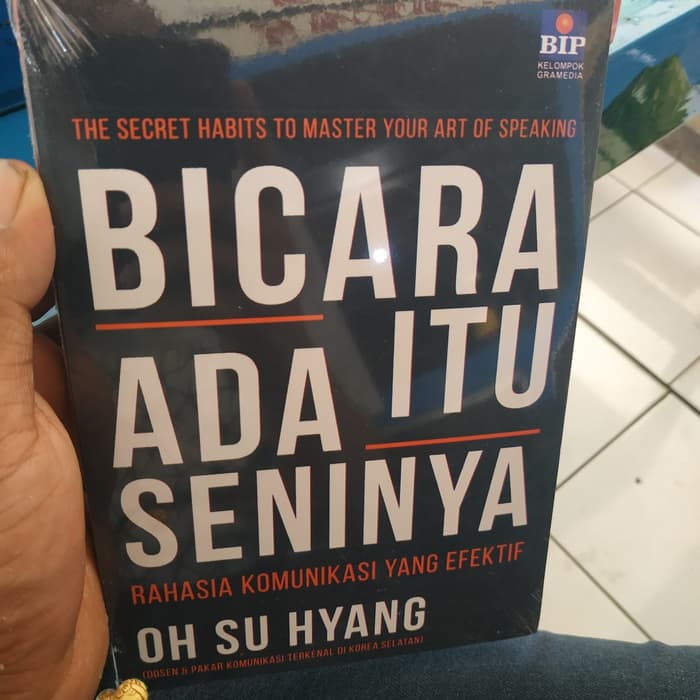 Detail Buku Berbicara Itu Ada Seninya Nomer 12