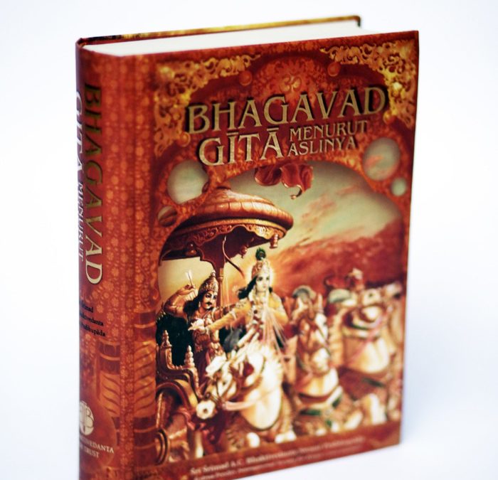 Detail Buku Bhagavad Gita Nomer 5