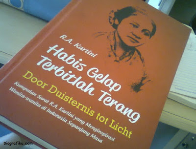 Detail Buku Biografi Yang Menginspirasi Nomer 44