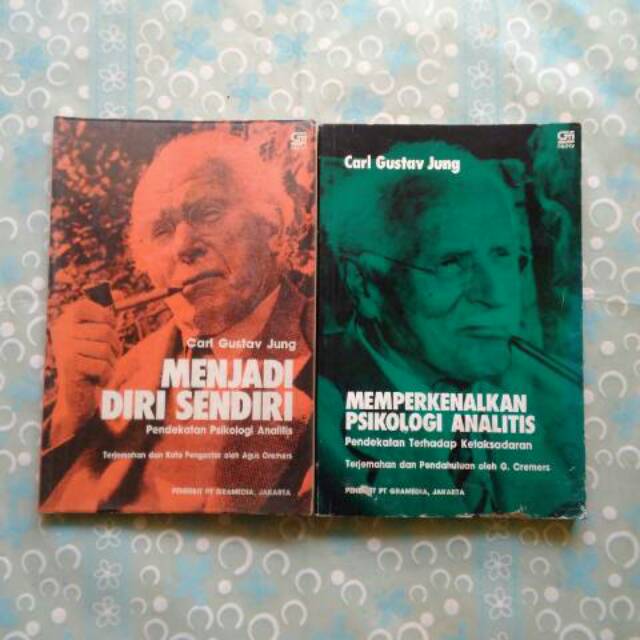 Detail Buku Carl Jung Nomer 12