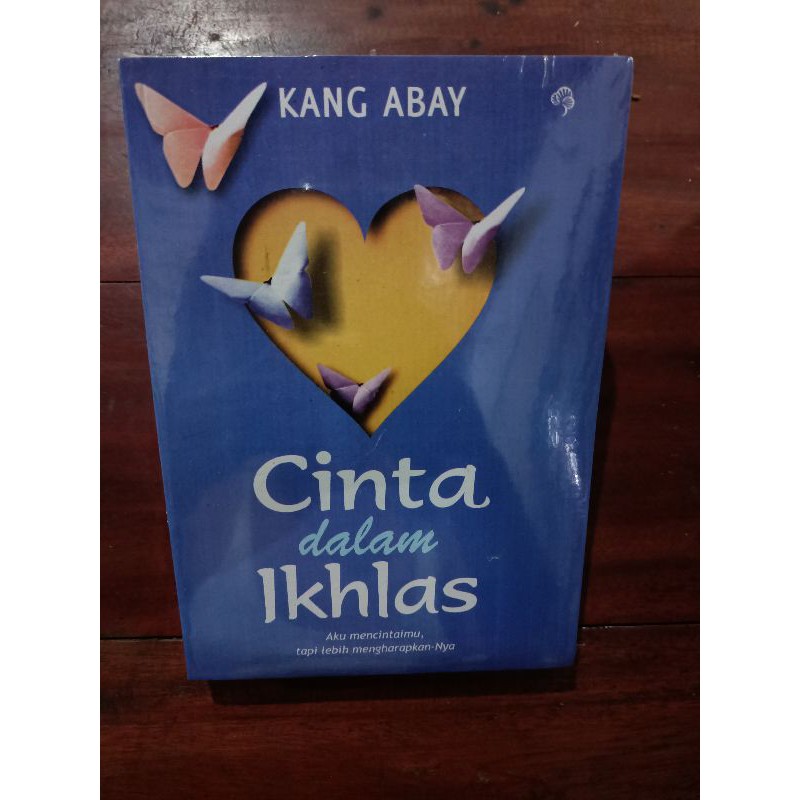 Detail Buku Cinta Dalam Ikhlas Nomer 43