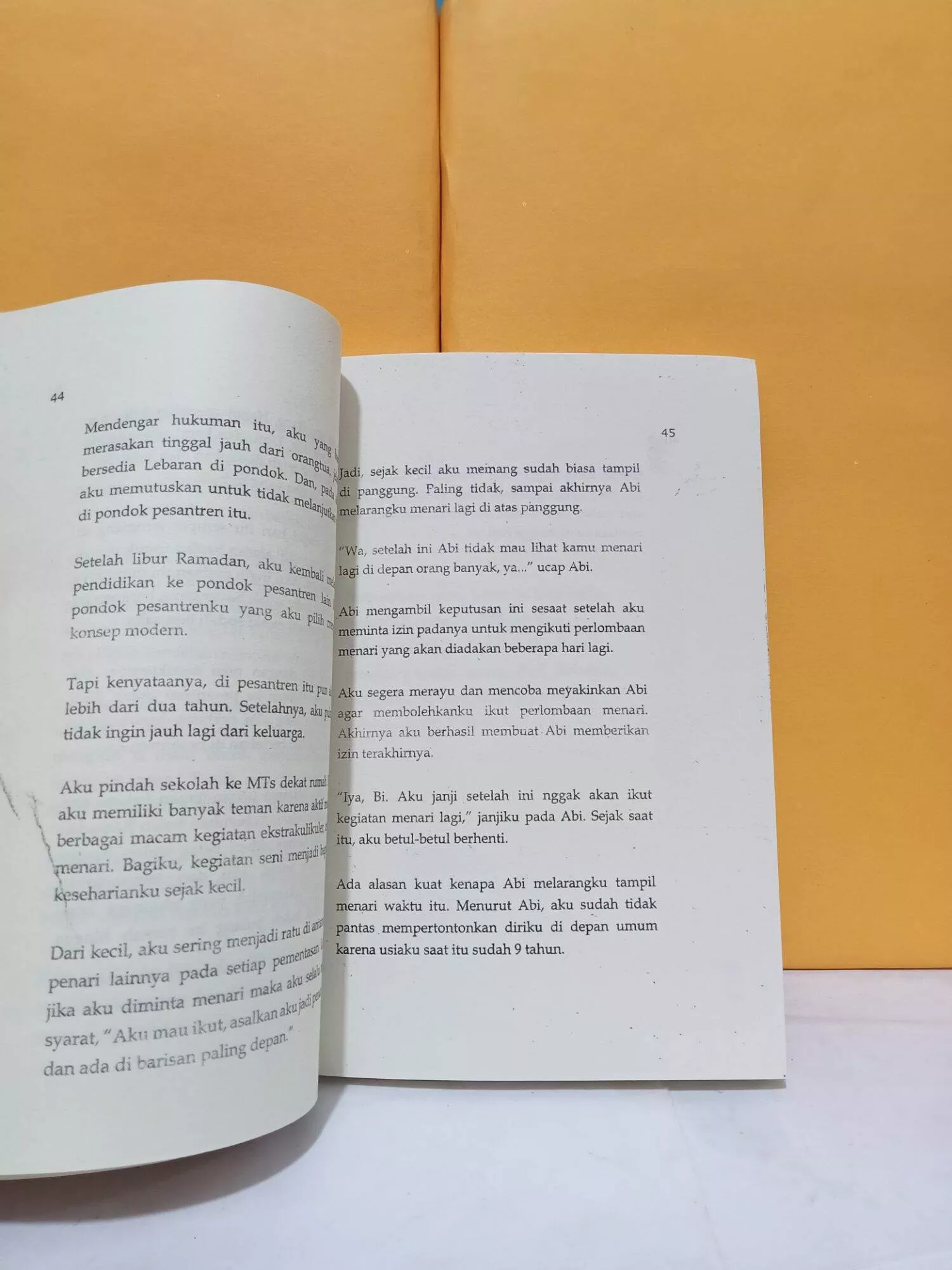 Detail Buku Cinta Yang Tak Biasa Nomer 45