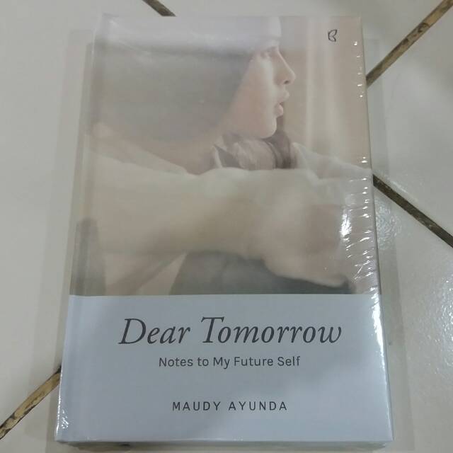 Detail Buku Dear Tomorrow Nomer 5