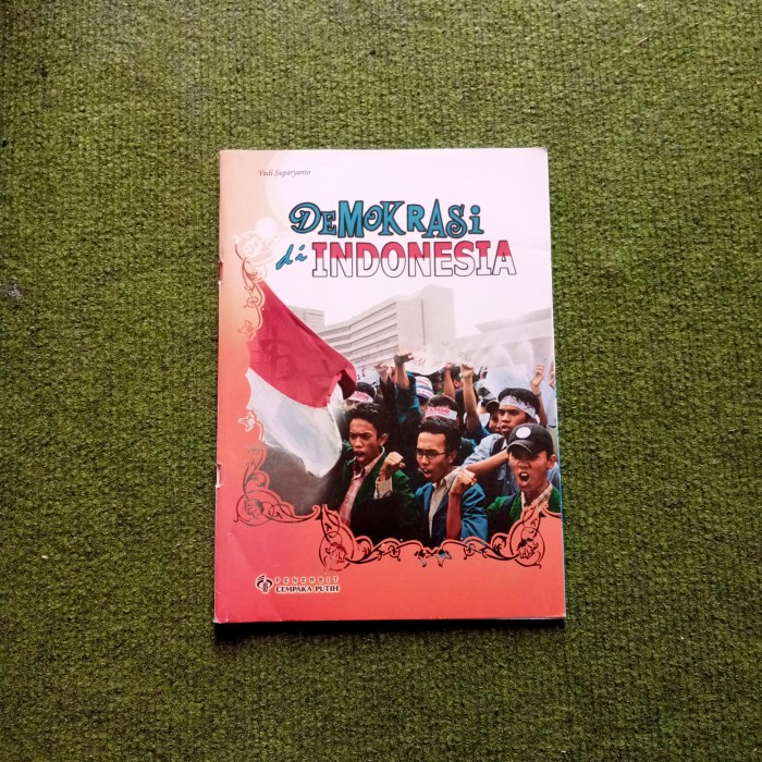 Detail Buku Demokrasi Di Indonesia Nomer 8