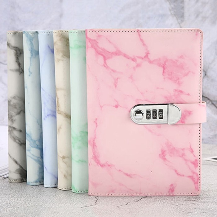 Detail Buku Diary Yang Ada Kuncinya Nomer 17