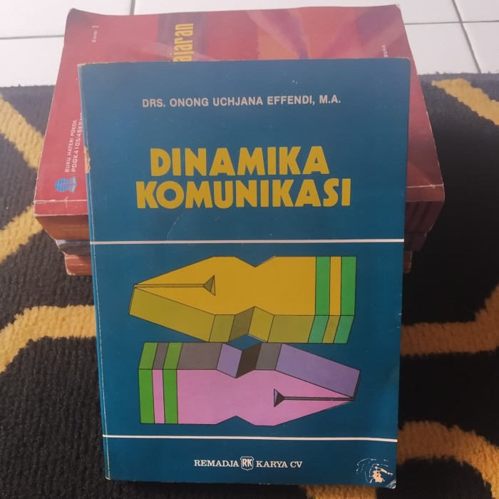 Detail Buku Dinamika Komunikasi Nomer 14