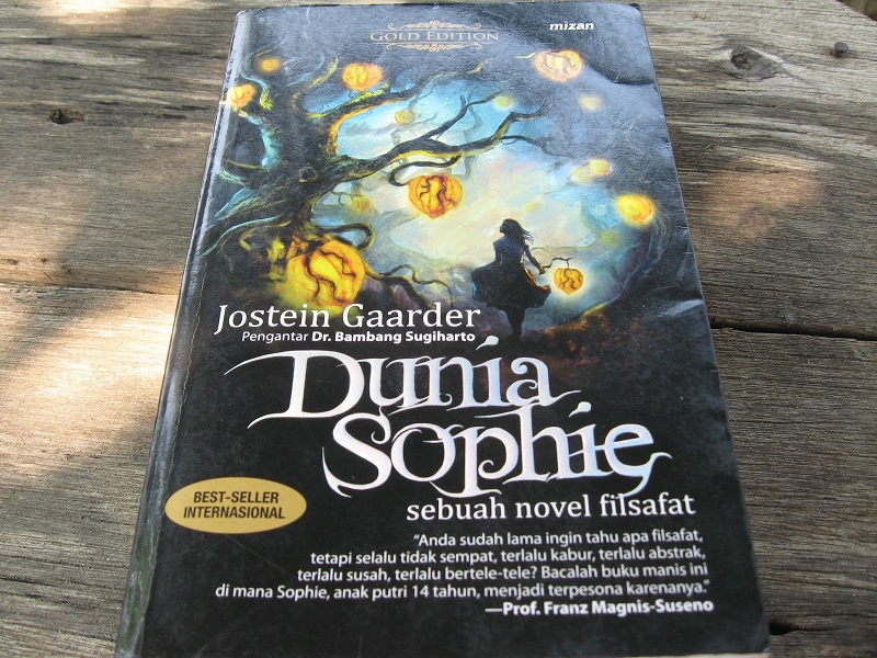 Detail Buku Dunia Sophie Nomer 4